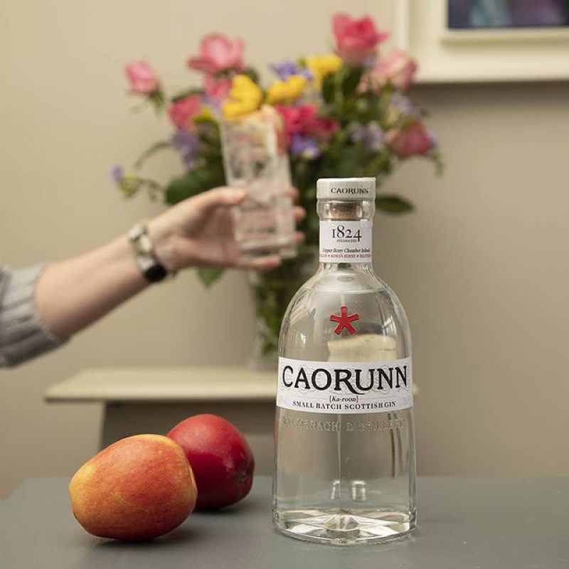 Caorunn and apples