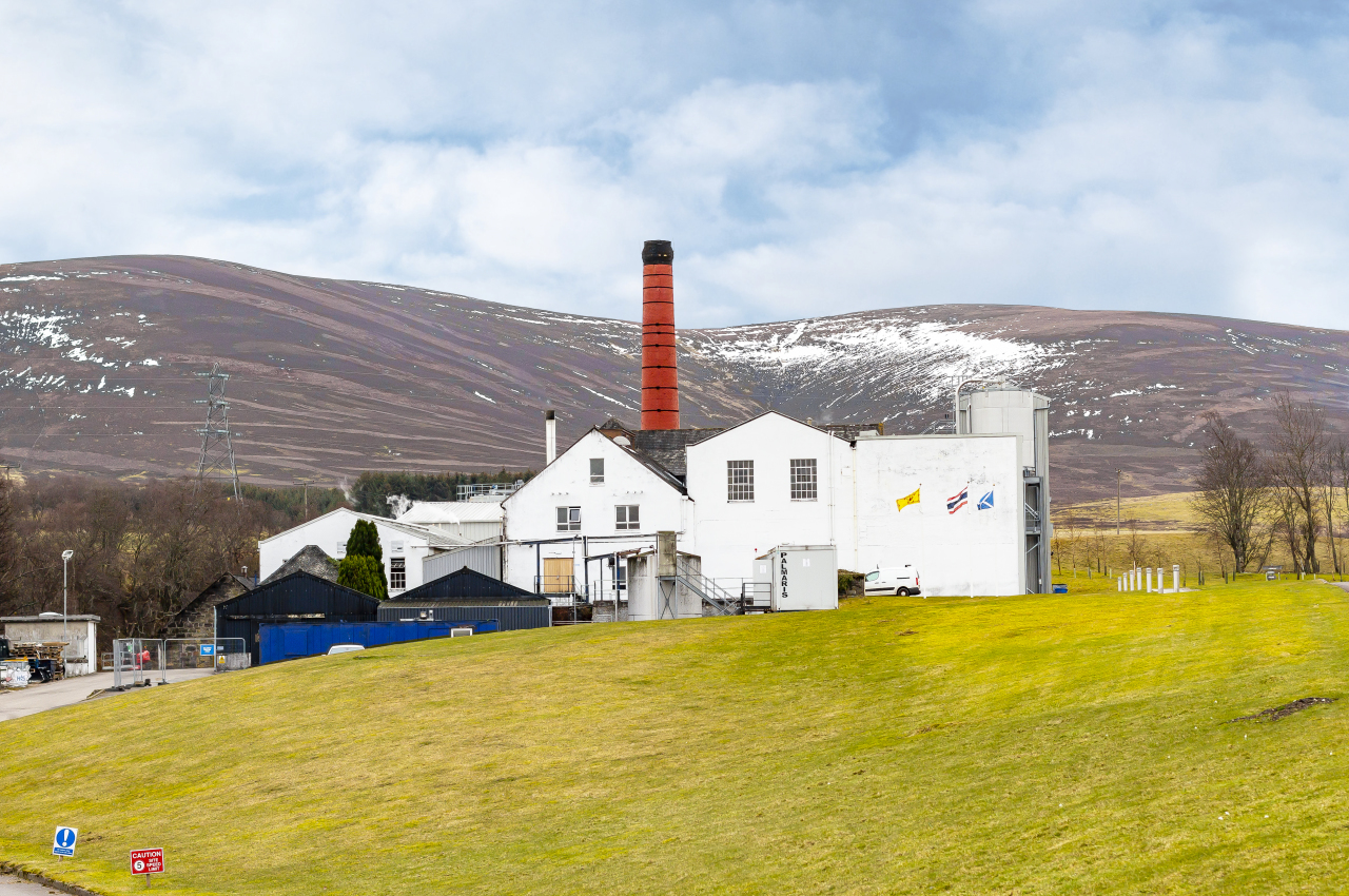 Caorunn Gin Distillery