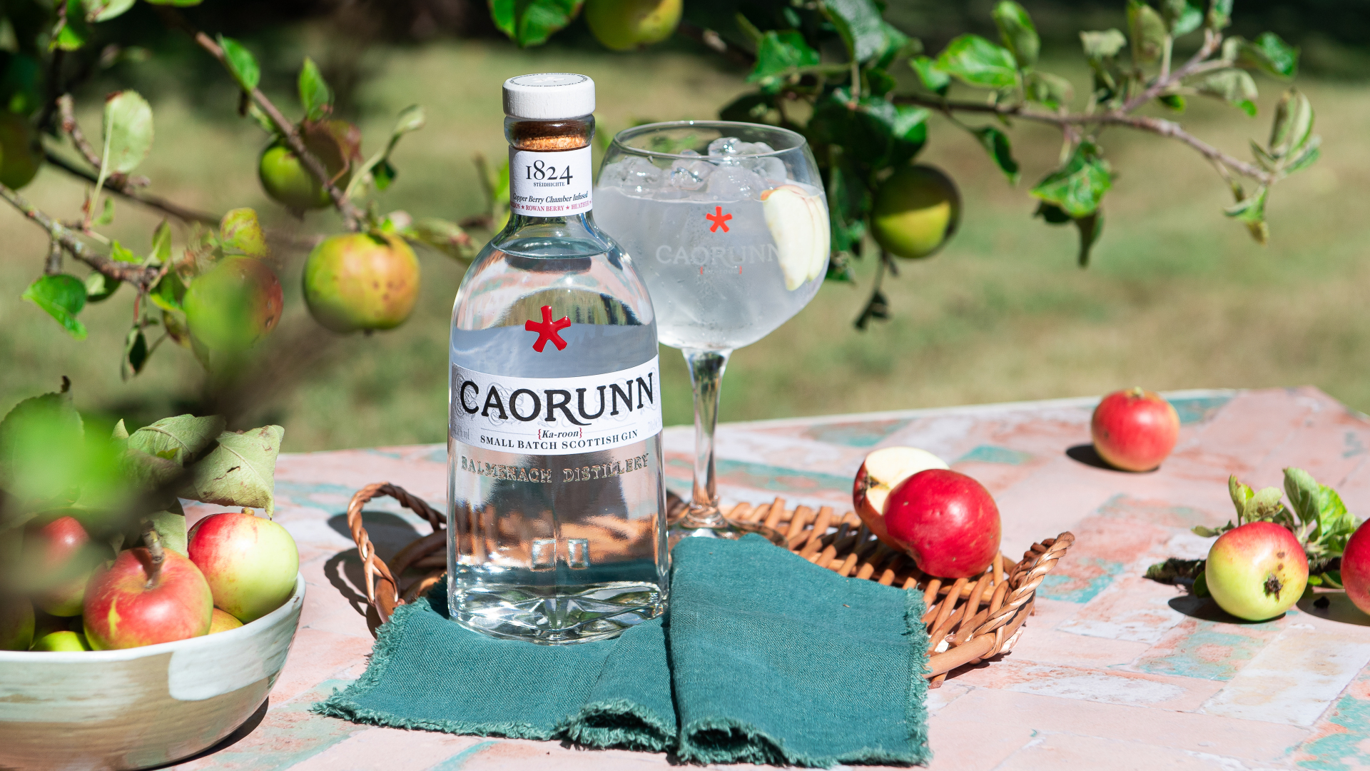 Caorunn Classic Outdoor With Serve Landscape