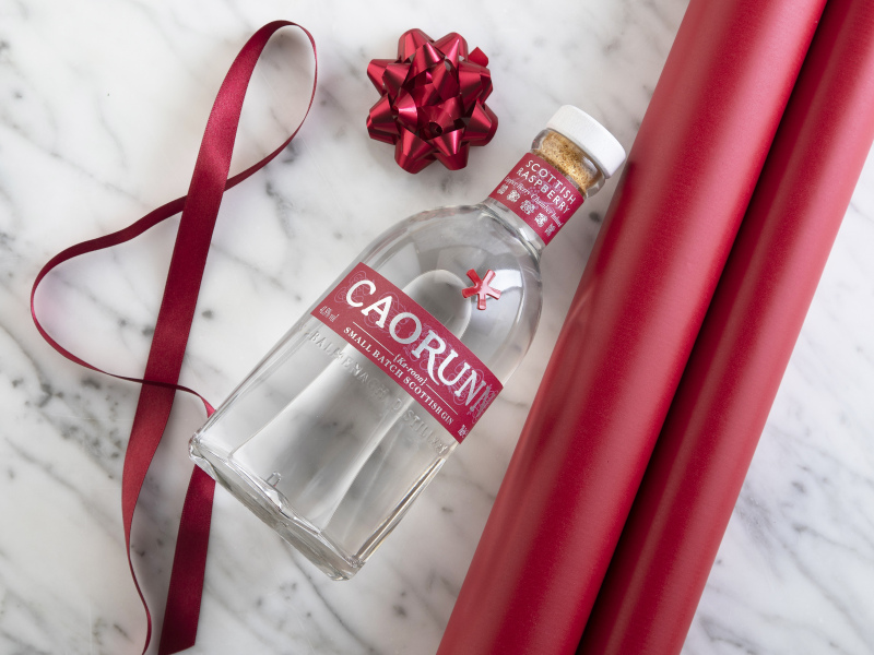 Gifting Gin Caorunn Raspberry