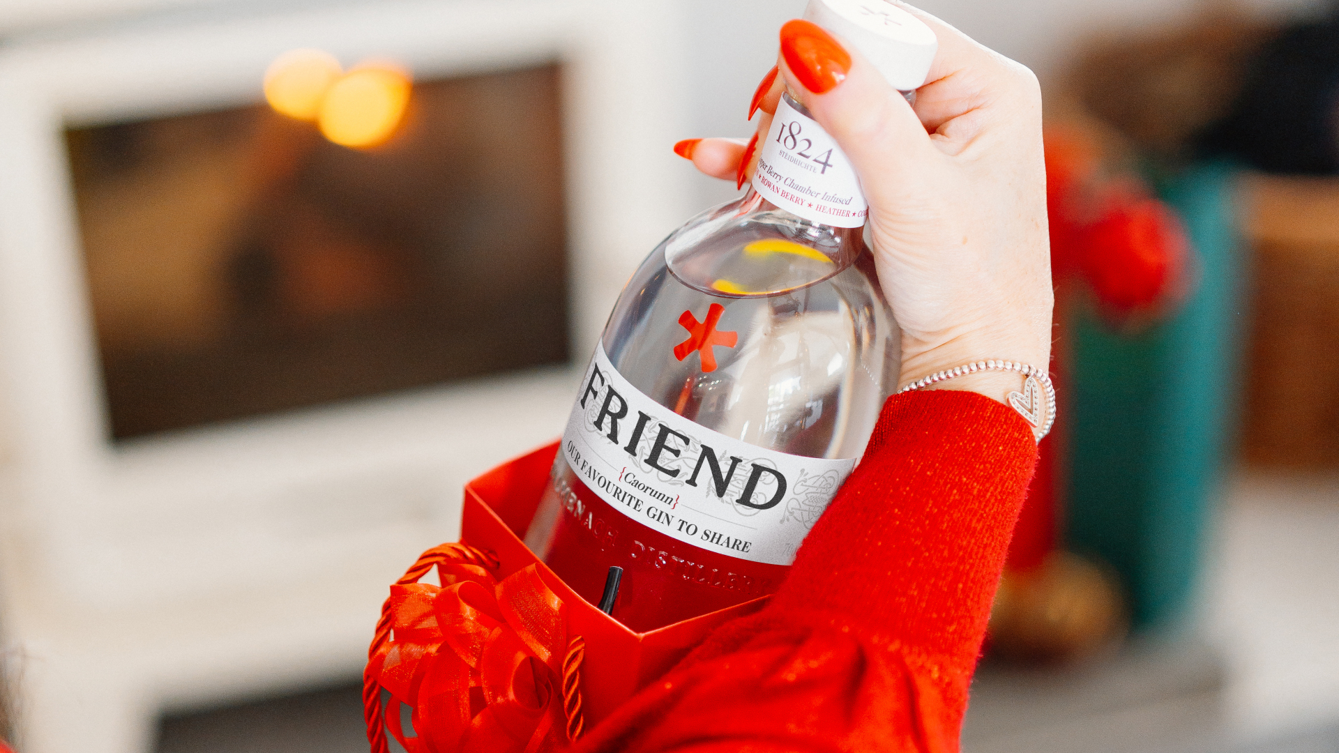 Personalised gin gift 